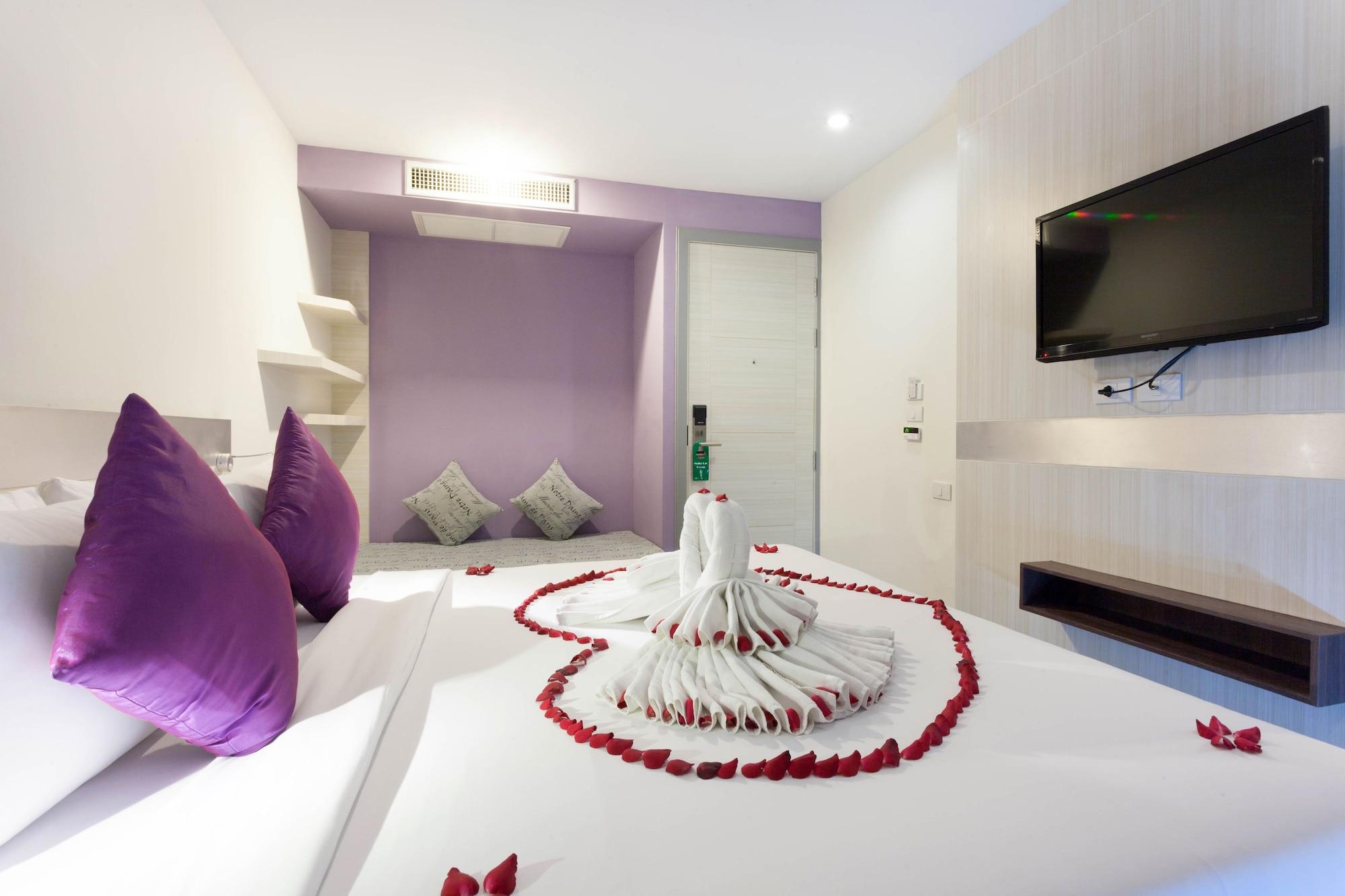 The Aim Patong Hotel Luaran gambar