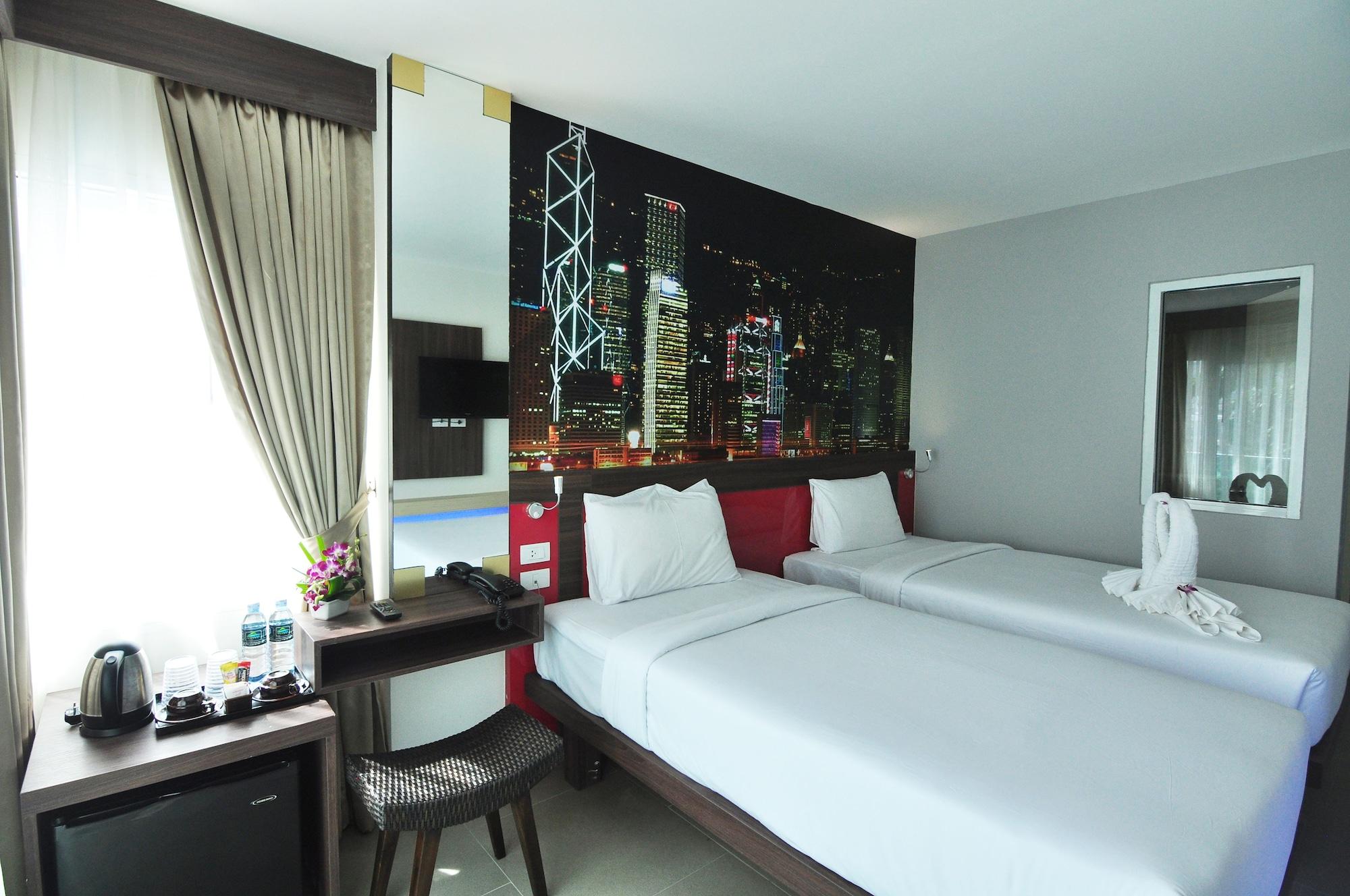 The Aim Patong Hotel Luaran gambar