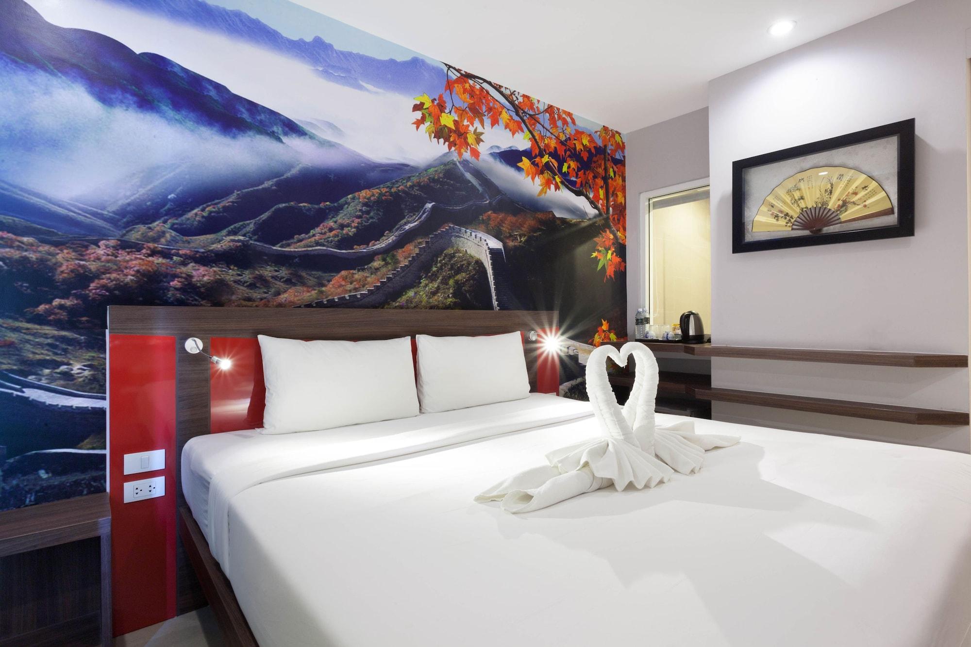 The Aim Patong Hotel Luaran gambar