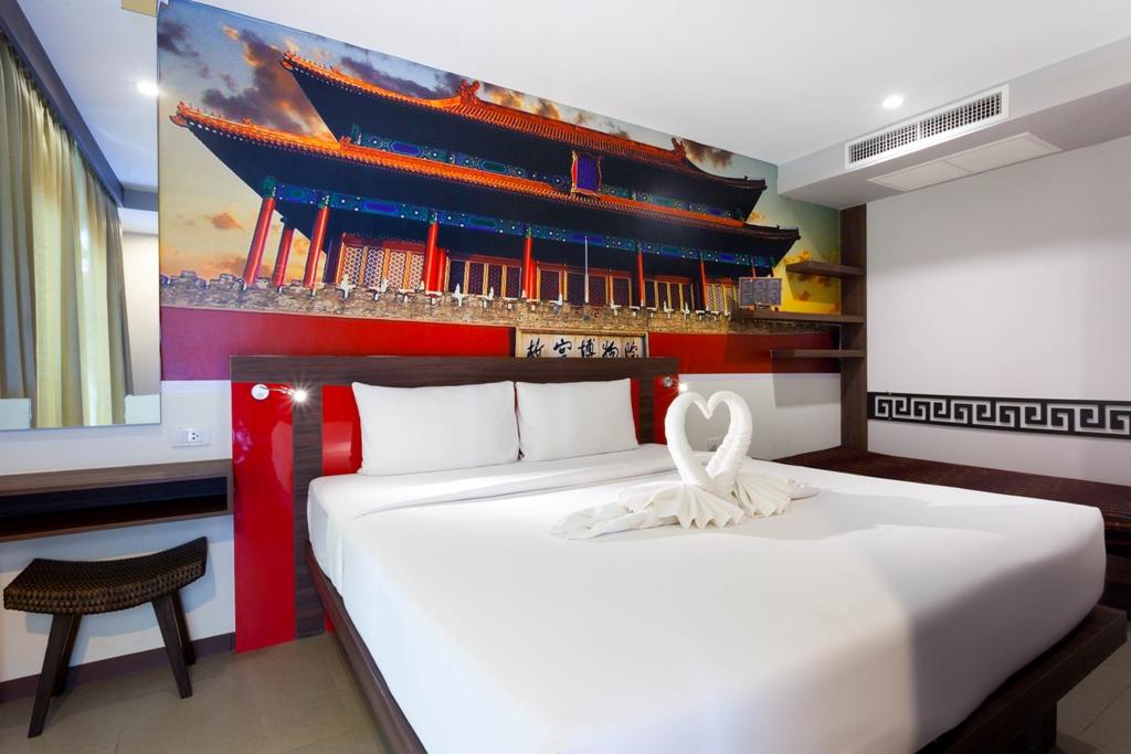 The Aim Patong Hotel Luaran gambar