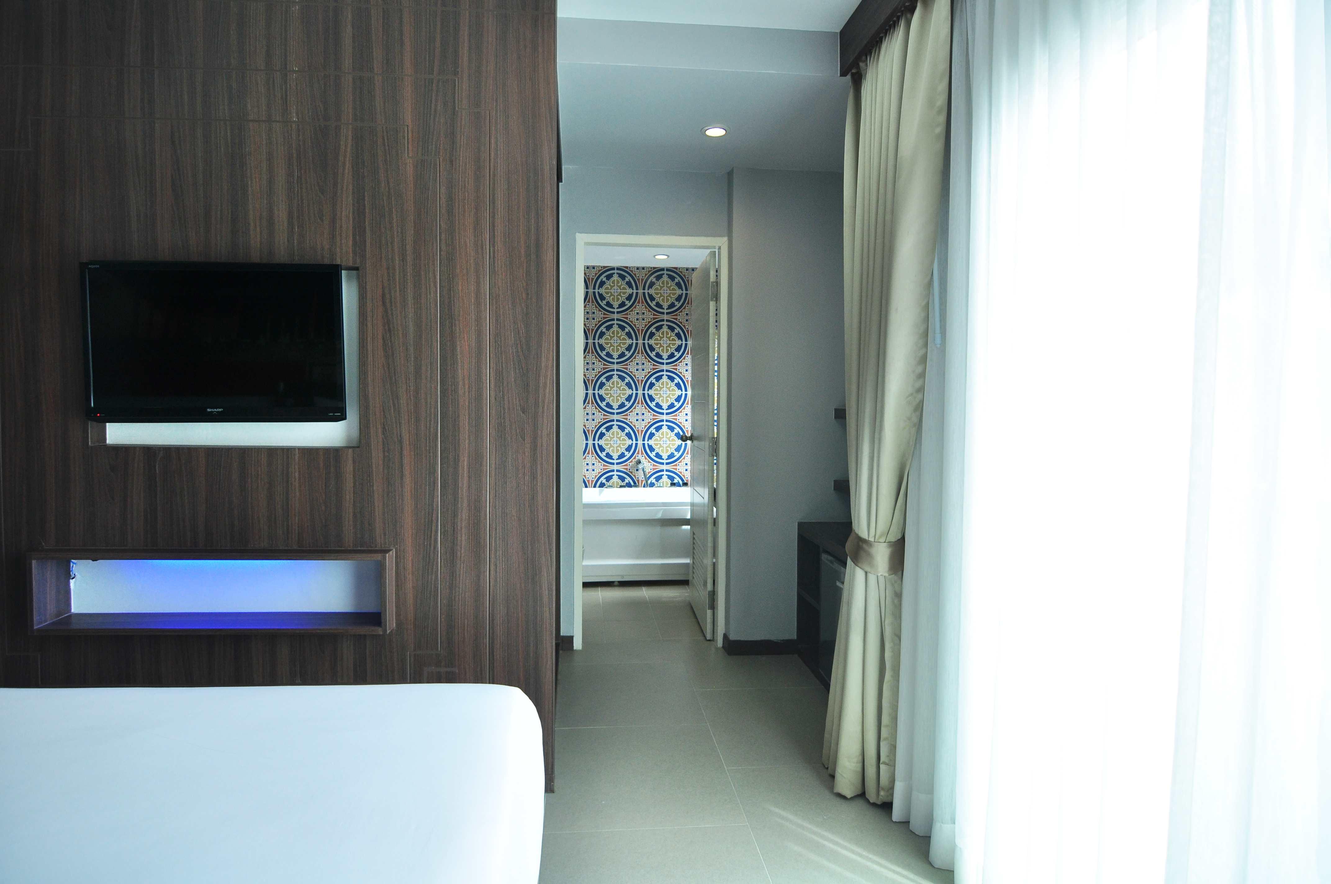 The Aim Patong Hotel Luaran gambar