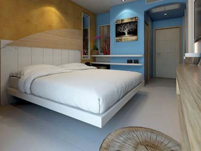 The Aim Patong Hotel Luaran gambar