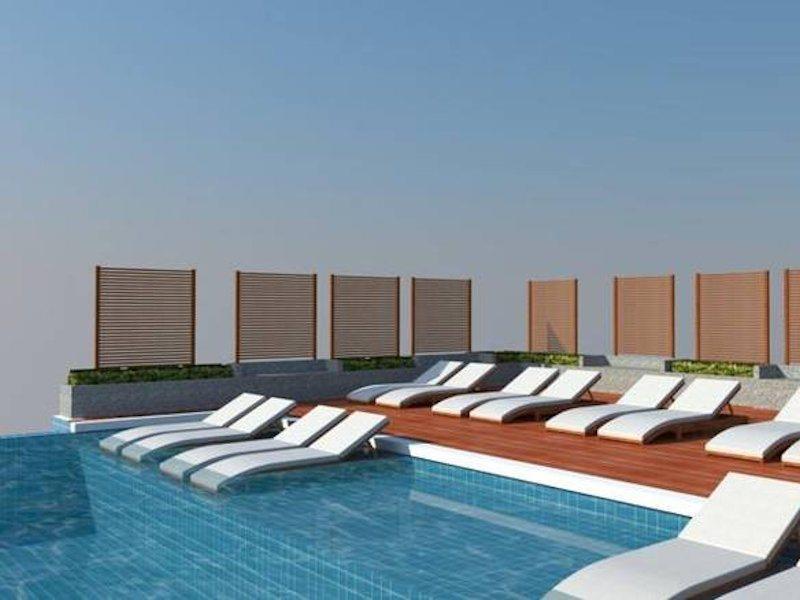 The Aim Patong Hotel Luaran gambar